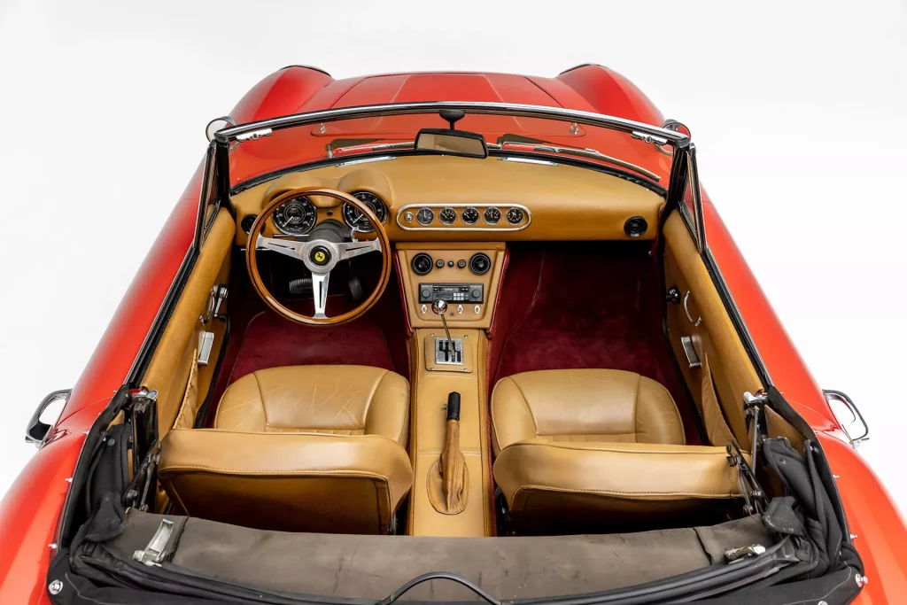 1961 replica Ferrari 250 gt California Spyder 20 Motor16
