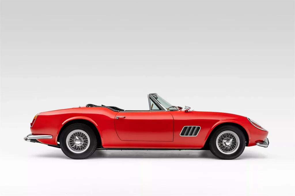 1961 replica Ferrari 250 gt California Spyder 26 Motor16