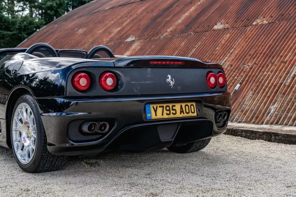 El Ferrari 360 Spider de David Beckham busca nuevo hogar 13 Motor16 2001 Ferrari 360 Spider David Beckham 10 Motor16