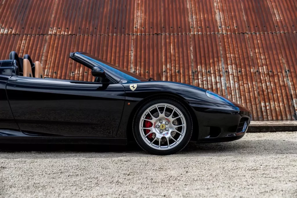 El Ferrari 360 Spider de David Beckham busca nuevo hogar 18 Motor16 2001 Ferrari 360 Spider David Beckham 15 Motor16