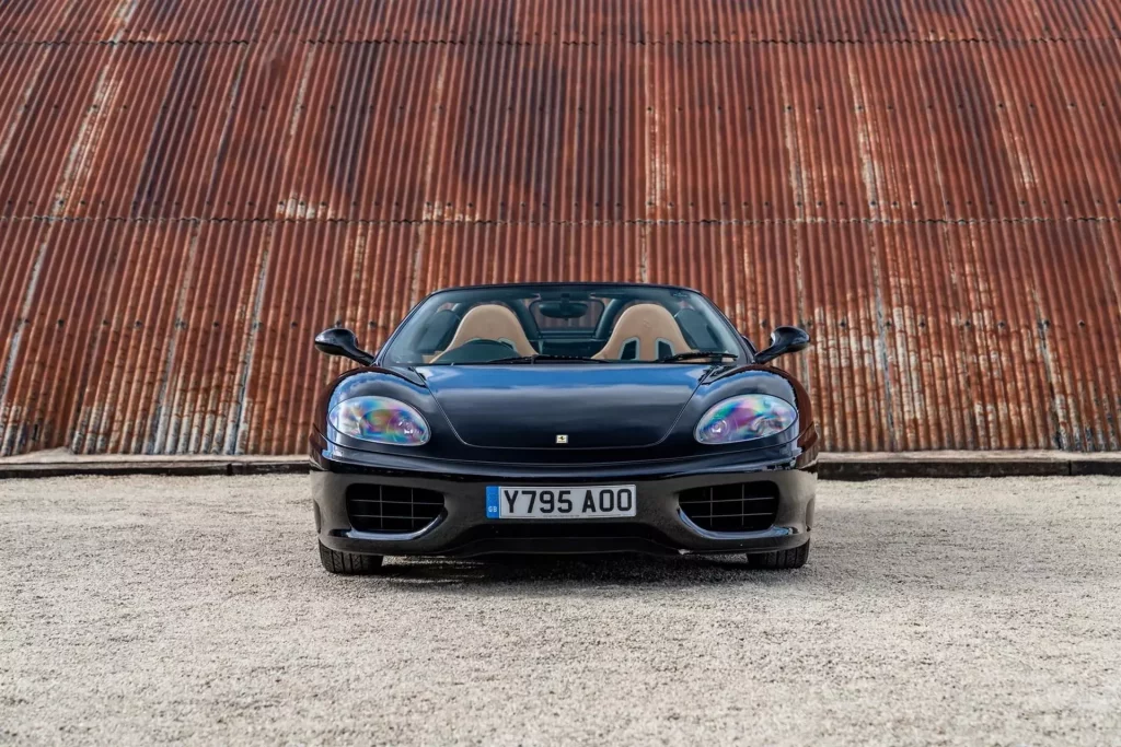El Ferrari 360 Spider de David Beckham busca nuevo hogar 7 Motor16 2001 Ferrari 360 Spider David Beckham 4 Motor16
