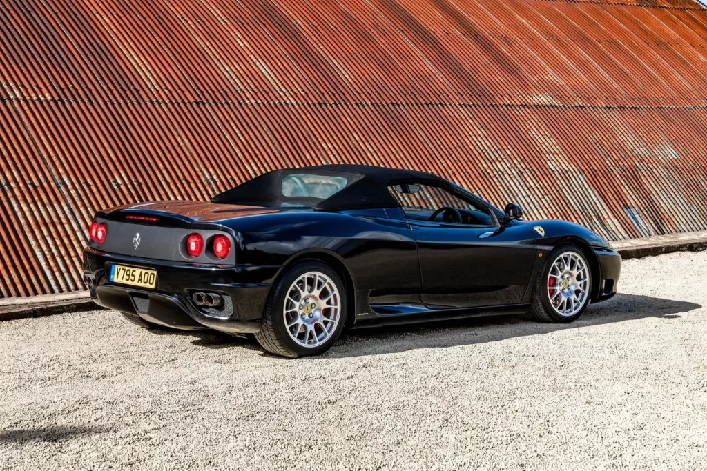 El Ferrari 360 Spider de David Beckham busca nuevo hogar 10 Motor16 2001 Ferrari 360 Spider David Beckham 7 Motor16