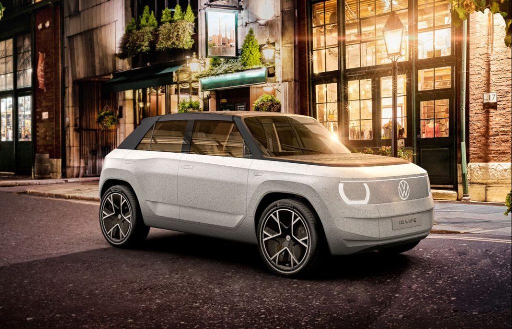 El renovado Volkswagen Golf llegará con versión eléctrica bajo el brazo 1 Motor16 2021 Volkswagen ID.Life. Imagen exterior.