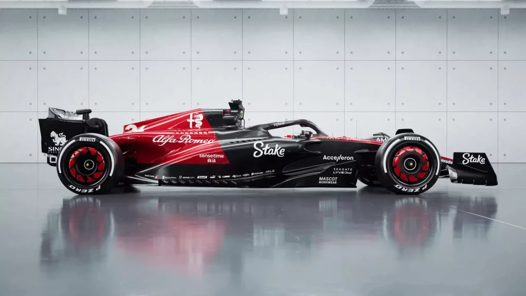 2023 Alfa Romeo C43 9 Motor16