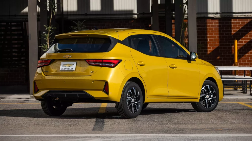 2023 Chevrolet Aveo México. Imagen exterior cinco puertas.