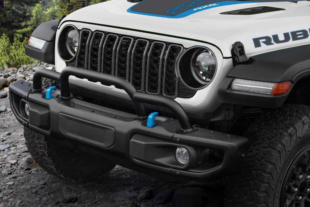 2023 Jeep Wrangler Rubicon 20th Anniversary Edition. Imagen detalle frontal.