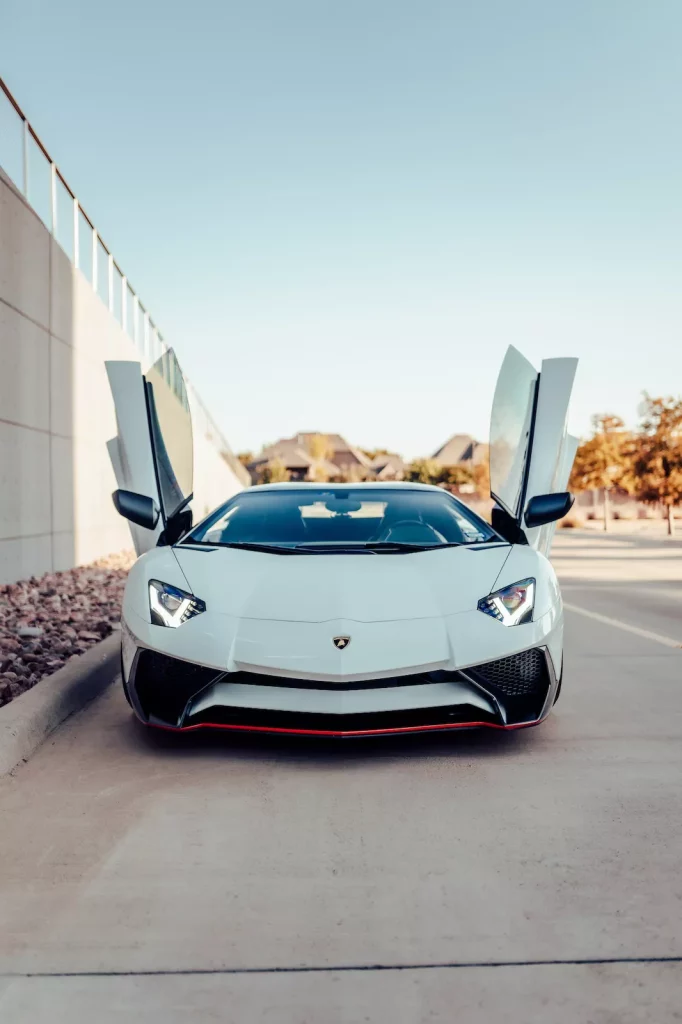 2023 Lamborghini Aventador SV Biturbo 13 Motor16