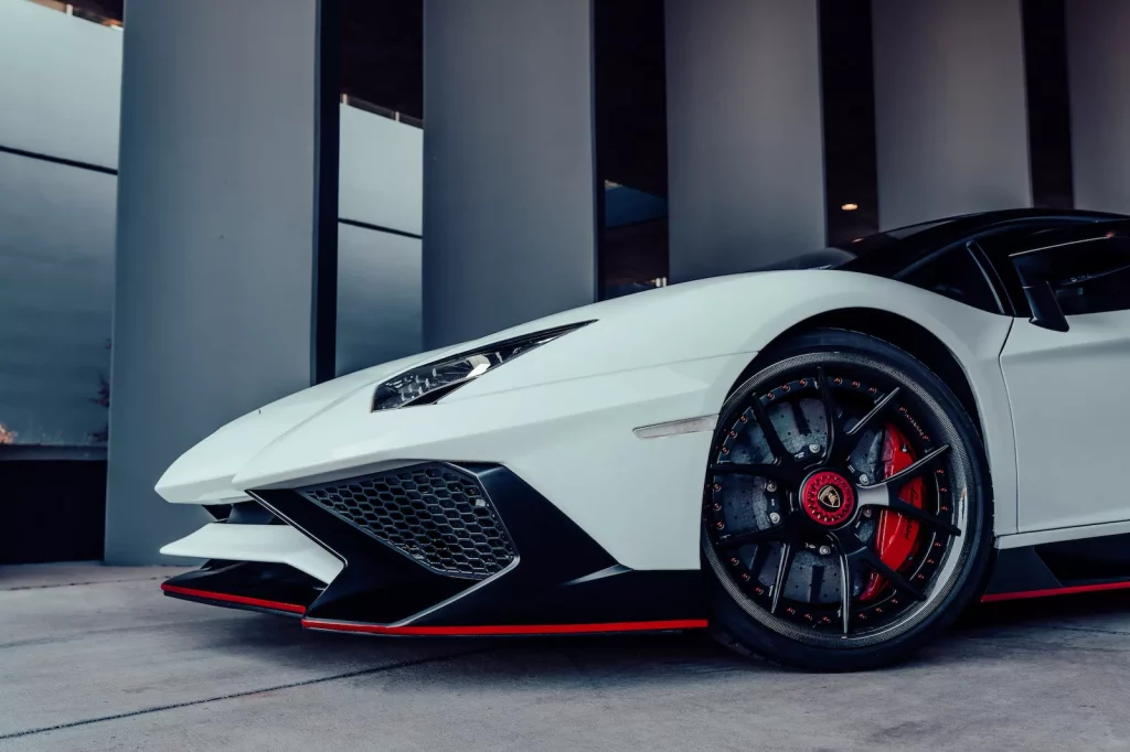 2023 Lamborghini Aventador SV Biturbo 7 Motor16