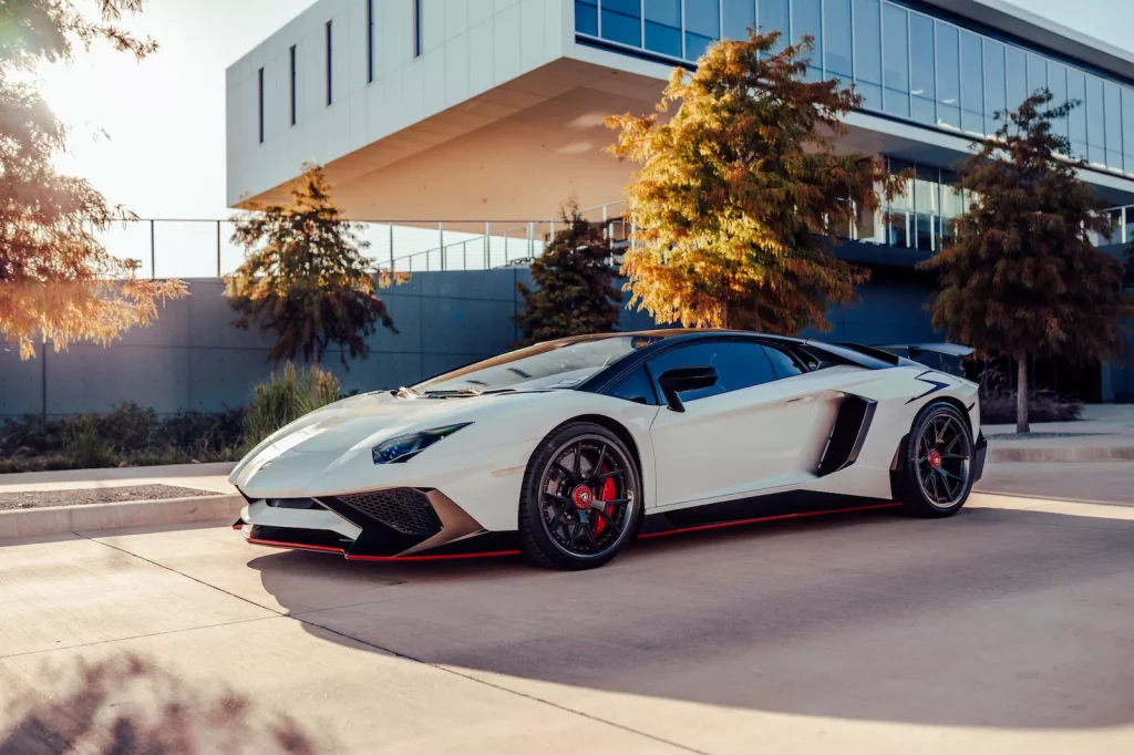 2023 Lamborghini Aventador SV Biturbo 9 Motor16