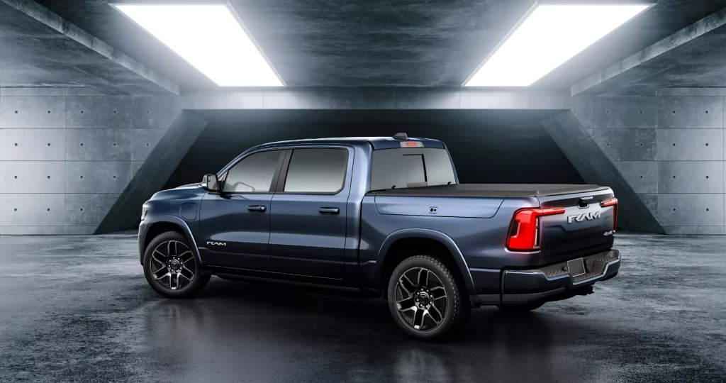 2023 RAM 1500 REV 15 Motor16