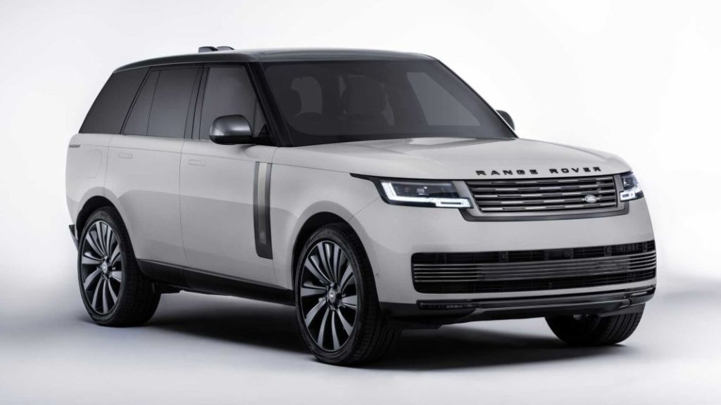 El Range Rover más exclusivo acaricia los 300.000 euros 1 Motor16 2023 Range Rover SV Lansdowne Edition. Imagen estudio.