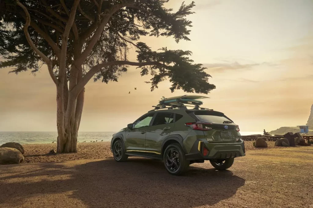 2023 Subaru Crosstrek USA. Imagen estática trasera.