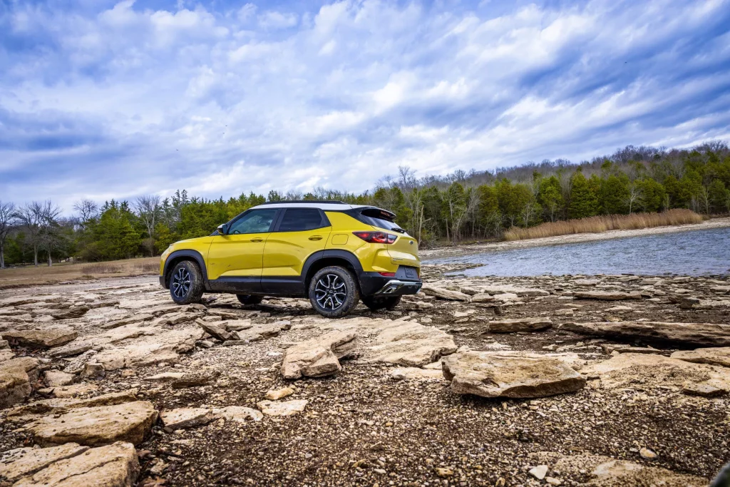 2023 chevrolet trailblazer 5 Motor16