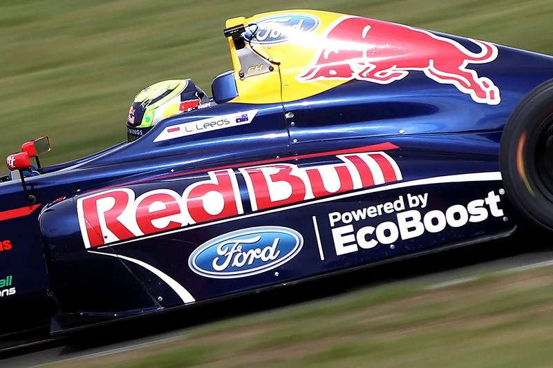 2023 ford red bull f1 1 Motor16