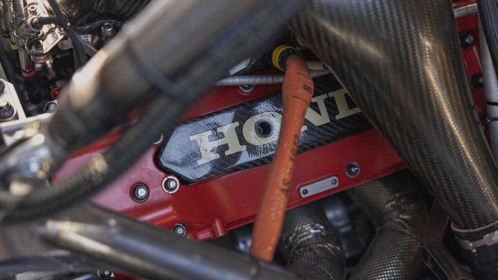 Así suena el Honda CR-V más salvaje jamás fabricado 5 Motor16 2023 honda cr v hybrid racer teaser 4 Motor16