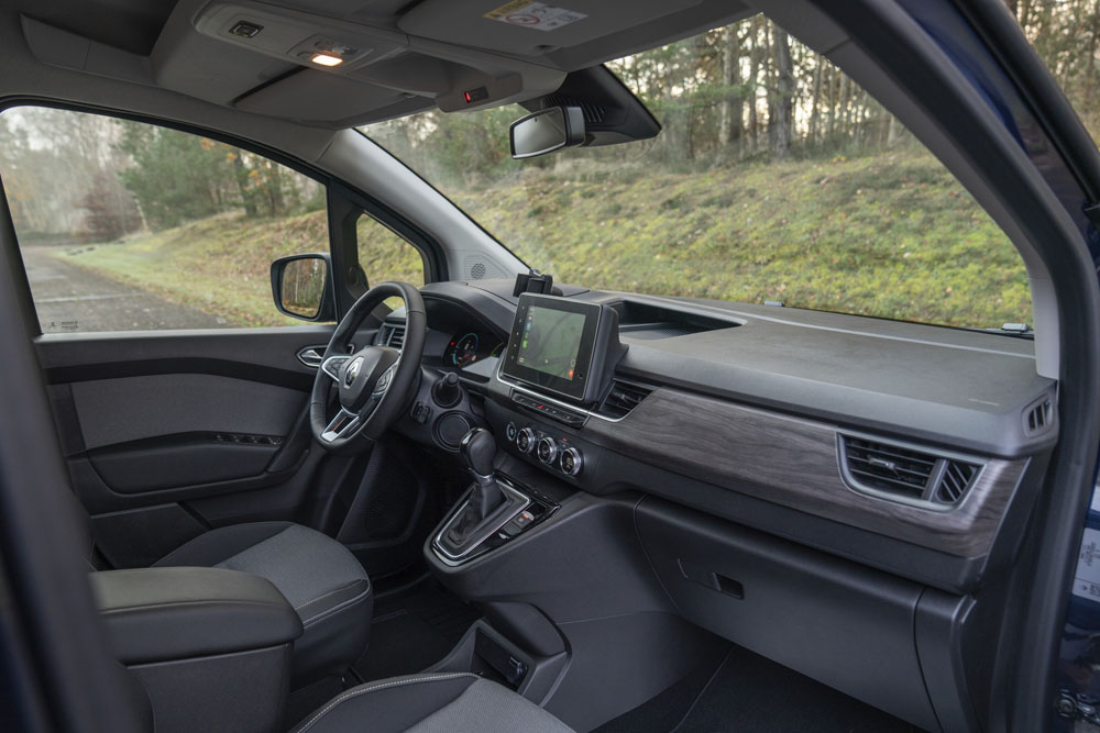 2023 renault kangoo e tech combi 28 Motor16