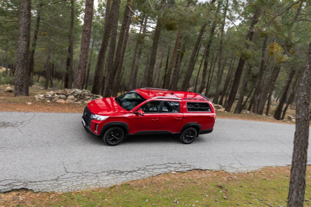 Conducimos el SsangYong Musso Sport, un pick-up que vale para todo 21 Motor16 2023 ssangyong musso sport 31 Motor16