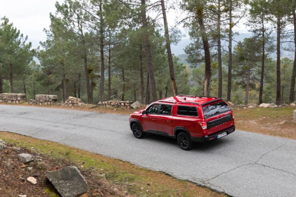 Conducimos el SsangYong Musso Sport, un pick-up que vale para todo 22 Motor16 2023 ssangyong musso sport 32 Motor16