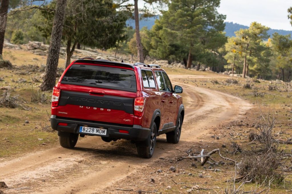Conducimos el SsangYong Musso Sport, un pick-up que vale para todo 25 Motor16 2023 ssangyong musso sport 35 Motor16