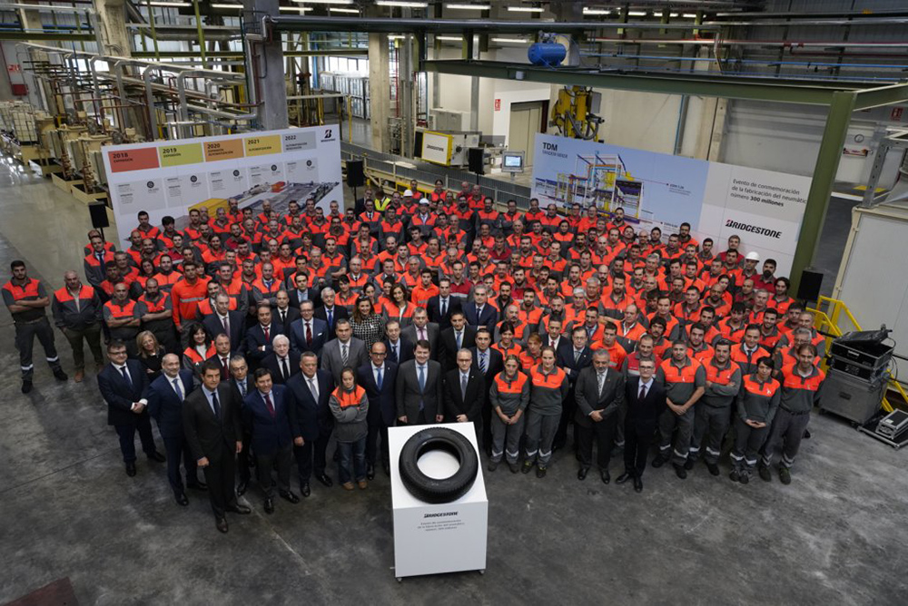 Bridgestone hace historia en Burgos: los millones de ruedas que fabricó en 2022 1 Motor16 300 millones neumaticos Birdgestone Burgos 2019 Motor16