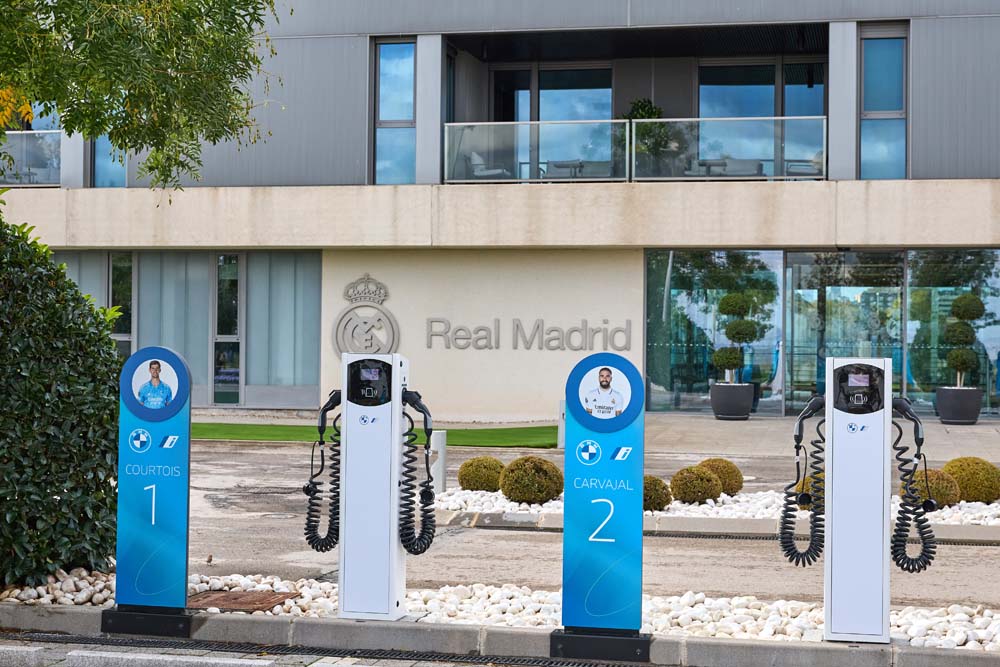 BMW convierte la ciudad deportiva del Real Madrid en un 'supercargador' 10 Motor16 BMW y el Real Madrid 8 Motor16