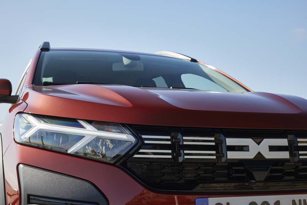 Dacia Jogger Hybrid. Probamos el híbrido de 7 plazas más barato del mercado 14 Motor16 Dacia Jogger HYBRID 13 Motor16
