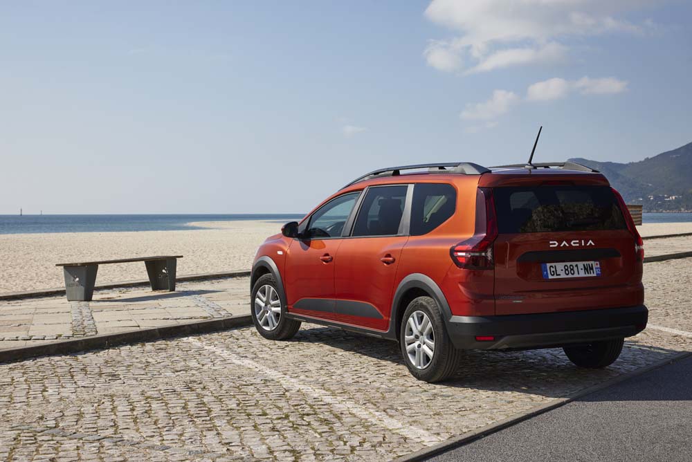 Dacia Jogger Hybrid. Probamos el híbrido de 7 plazas más barato del mercado 28 Motor16 Dacia Jogger HYBRID 38 Motor16