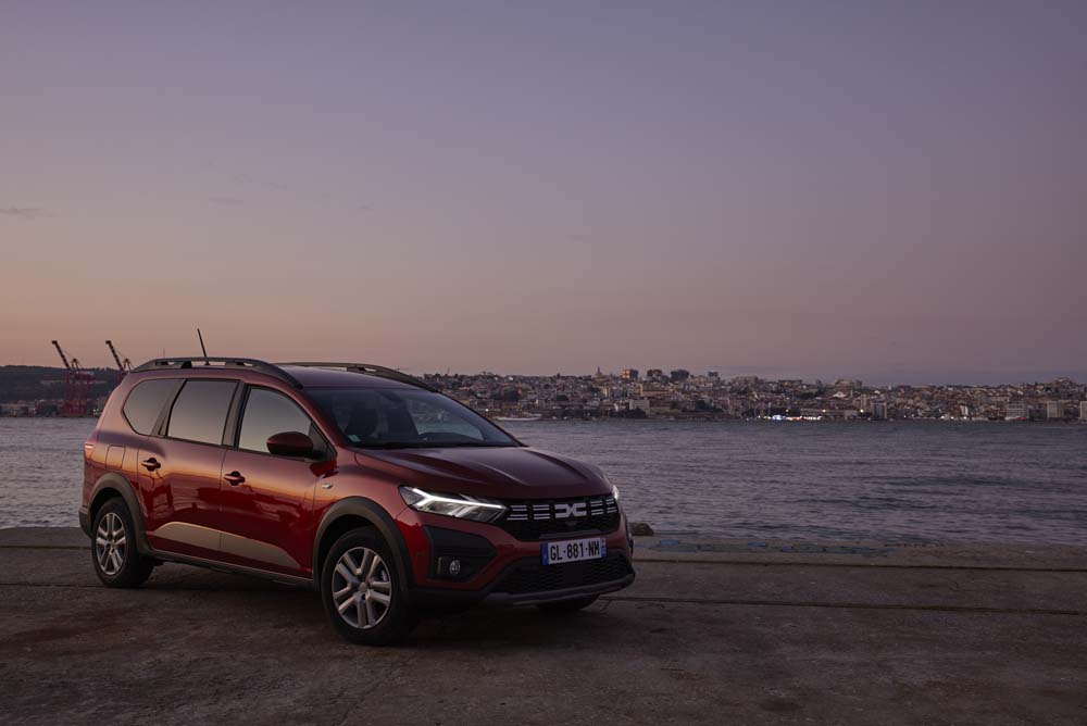 Dacia Jogger Hybrid. Probamos el híbrido de 7 plazas más barato del mercado 30 Motor16 Dacia Jogger HYBRID 44 Motor16
