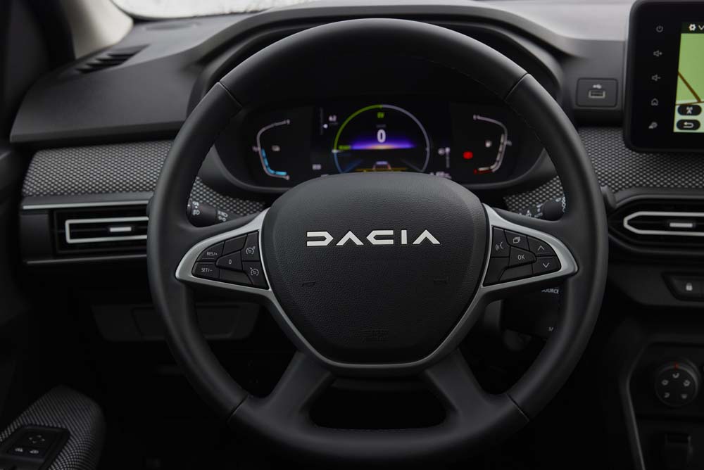 Dacia Jogger Hybrid. Probamos el híbrido de 7 plazas más barato del mercado 33 Motor16 Dacia Jogger HYBRID 50 Motor16