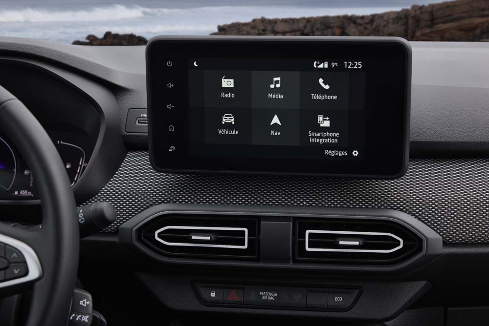 Dacia Jogger Hybrid. Probamos el híbrido de 7 plazas más barato del mercado 34 Motor16 Dacia Jogger HYBRID 51 Motor16