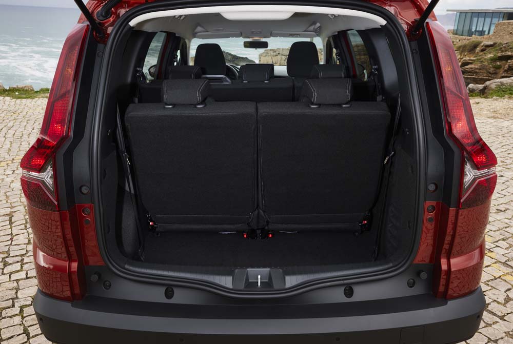 Dacia Jogger Hybrid. Probamos el híbrido de 7 plazas más barato del mercado 39 Motor16 Dacia Jogger HYBRID 56 Motor16