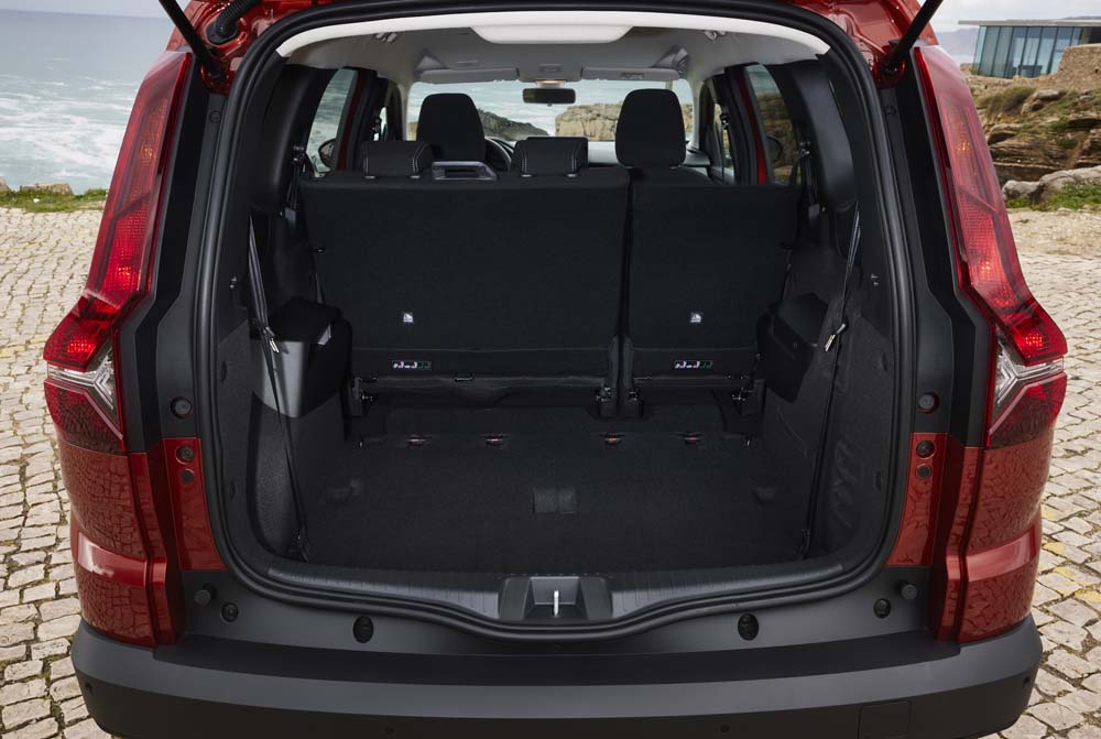 Dacia Jogger Hybrid. Probamos el híbrido de 7 plazas más barato del mercado 43 Motor16 Dacia Jogger HYBRID 60 Motor16