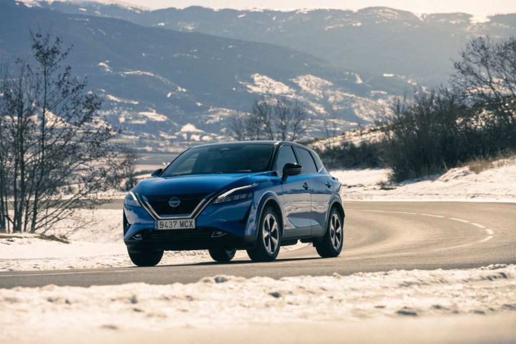 GAMA NISSAN CROSSOVER 7 Motor16