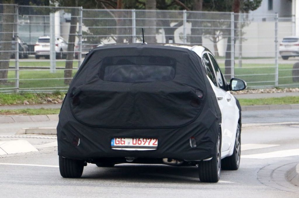 El Hyundai i10 está listo para una actualización 20 Motor16 Hyundai i10 facelift 18 Motor16