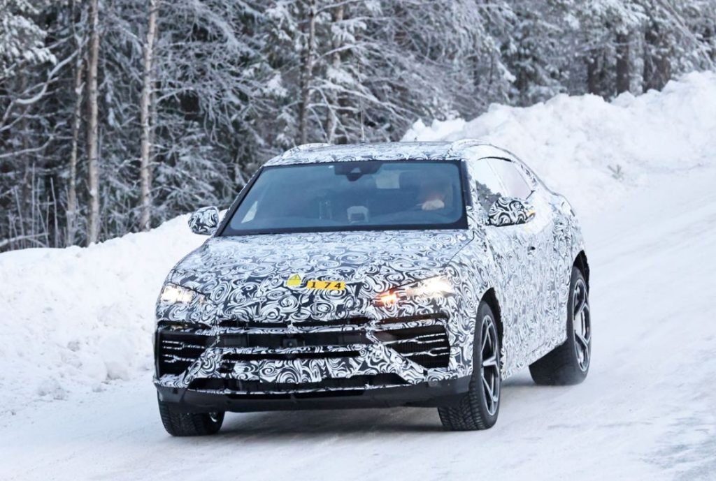 El Lamborghini Urus PHEV, sobre la nieve 3 Motor16 Lamborghini Urus PHEV winter 1 Motor16