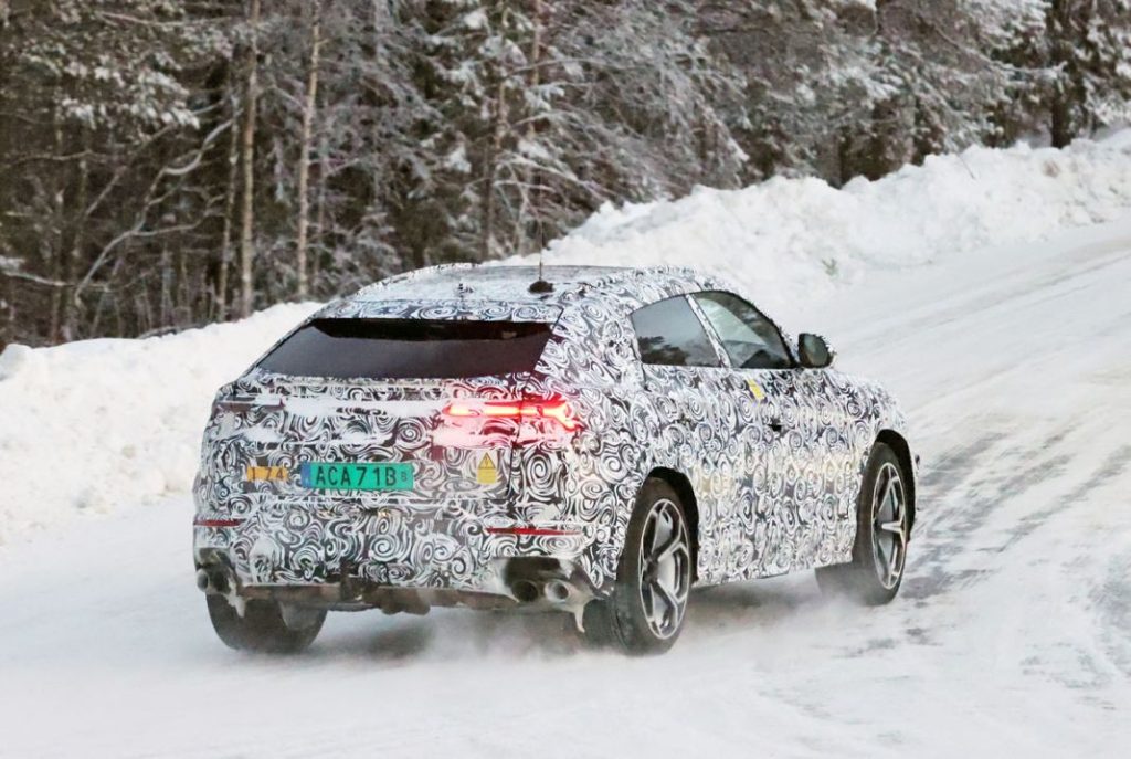 El Lamborghini Urus PHEV, sobre la nieve 17 Motor16 Lamborghini Urus PHEV winter 15 Motor16