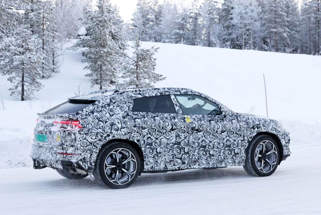 El Lamborghini Urus PHEV, sobre la nieve 11 Motor16 Lamborghini Urus PHEV winter 9 Motor16