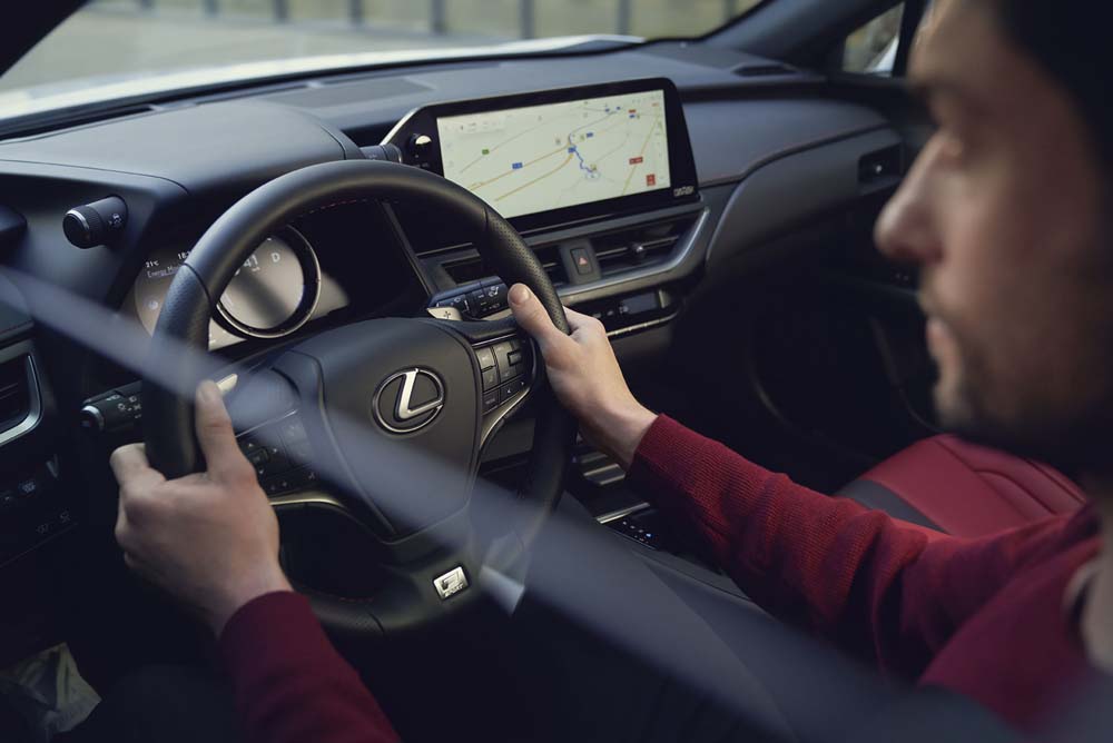 Nuevo Lexus UX 2023. Habla con tu propio coche 2 Motor16 Lexus UX 2023