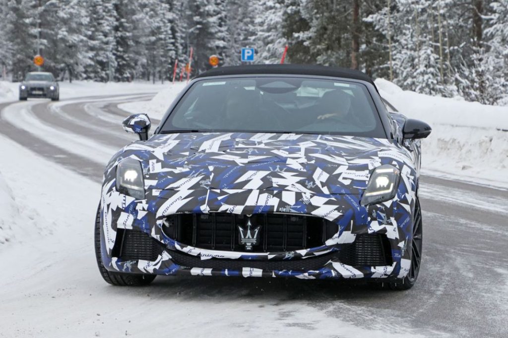El Maserati GranCabrio, espiado en el frío 4 Motor16 Maserati GranCabrio 2 Motor16