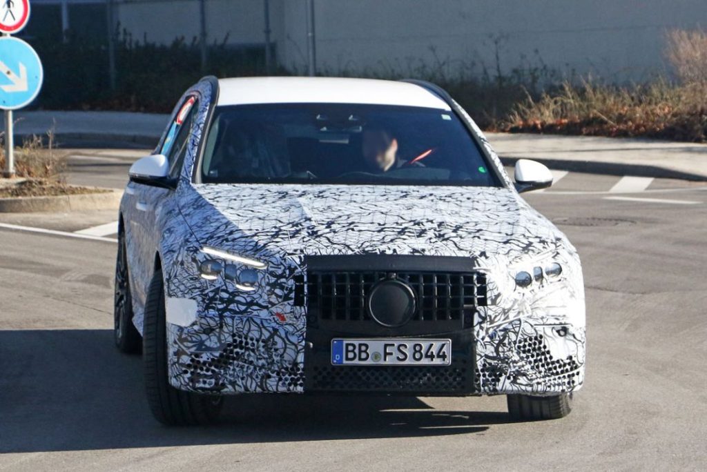 AMG E 53 Wagon, el familiar más caliente de Mercedes 3 Motor16 Mercedes AMG E53 Wagon 1 Motor16