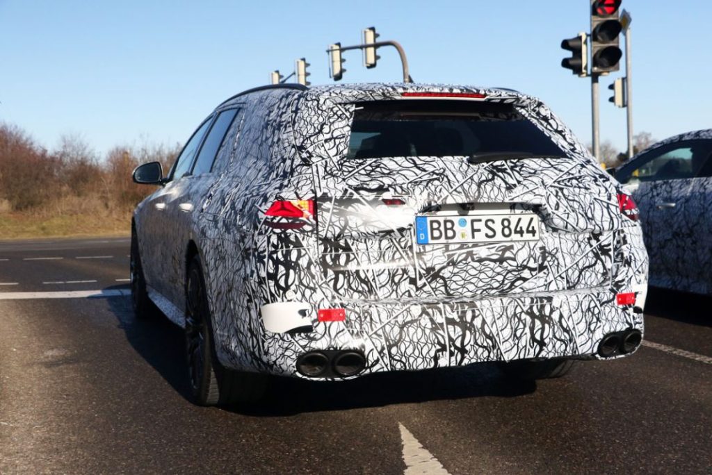 AMG E 53 Wagon, el familiar más caliente de Mercedes 20 Motor16 Mercedes AMG E53 Wagon 18 Motor16