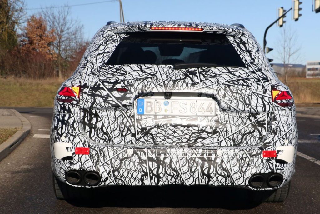 AMG E 53 Wagon, el familiar más caliente de Mercedes 21 Motor16 Mercedes AMG E53 Wagon 19 Motor16