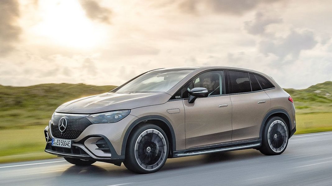 Consejos para conducir en modo ECO y ahorrar al máximo 155 Motor16 Mercedes EQE SUV edited Motor16