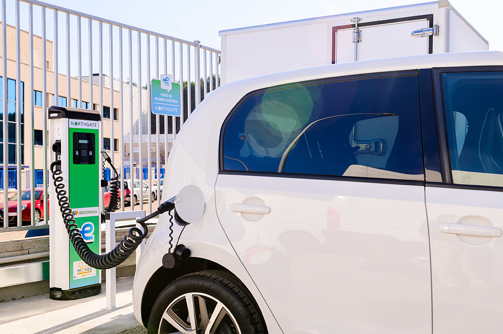 España se pone las pilas y ya es quinta en la Unión Europea 2 Motor16 Cargadores públicos coches eléctricos.