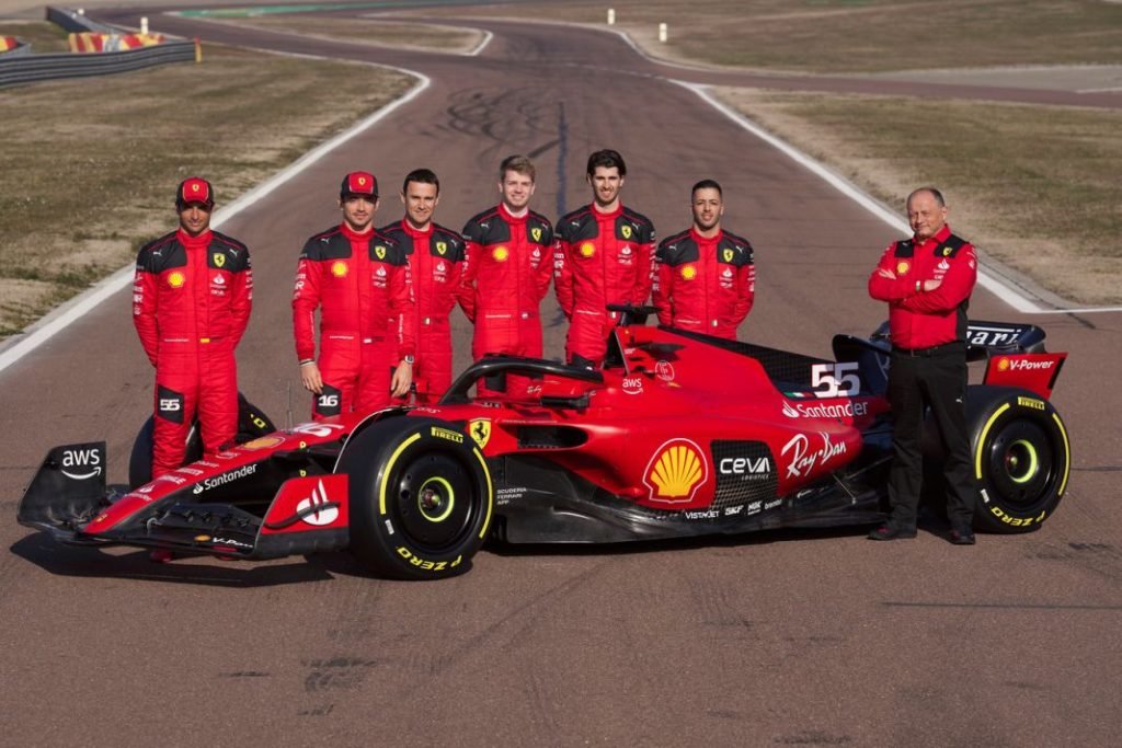 Ferrari SF23: así es el nuevo monoplaza de Carlos Sainz 20 Motor16 Nuevo Ferraro SF23 16 Motor16