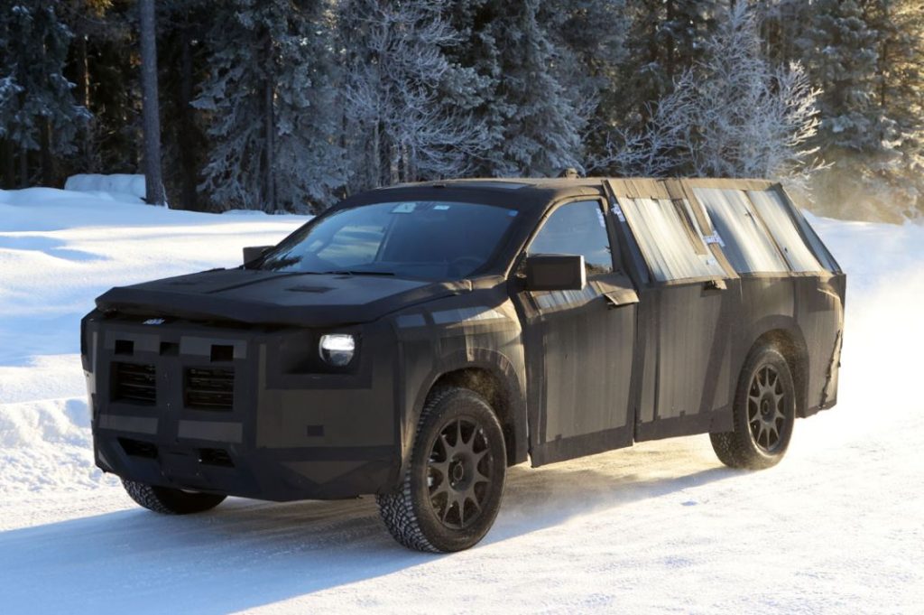 El imponente RAM 1200 se pone a punto en Europa 26 Motor16 RAM 1200 24 Motor16