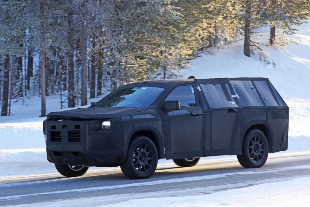 El imponente RAM 1200 se pone a punto en Europa 5 Motor16 RAM 1200 3 Motor16