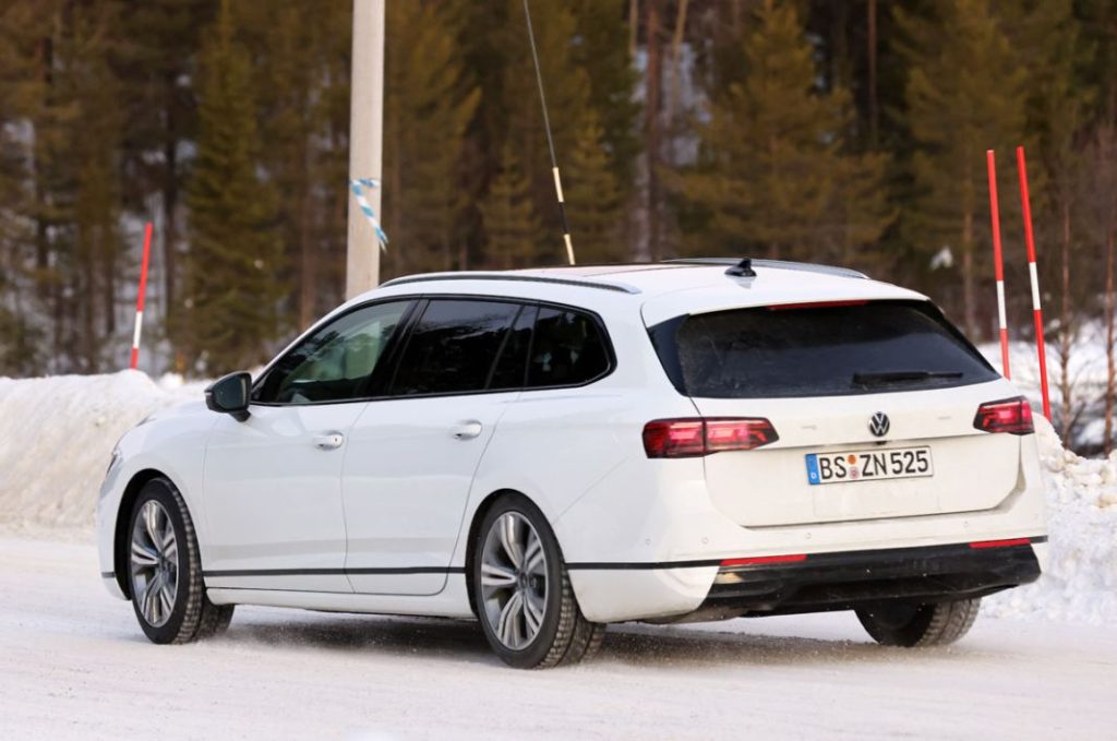 El Volkswagen Passat está a punto 9 Motor16 Volkswagen Passat Variant 6 Motor16