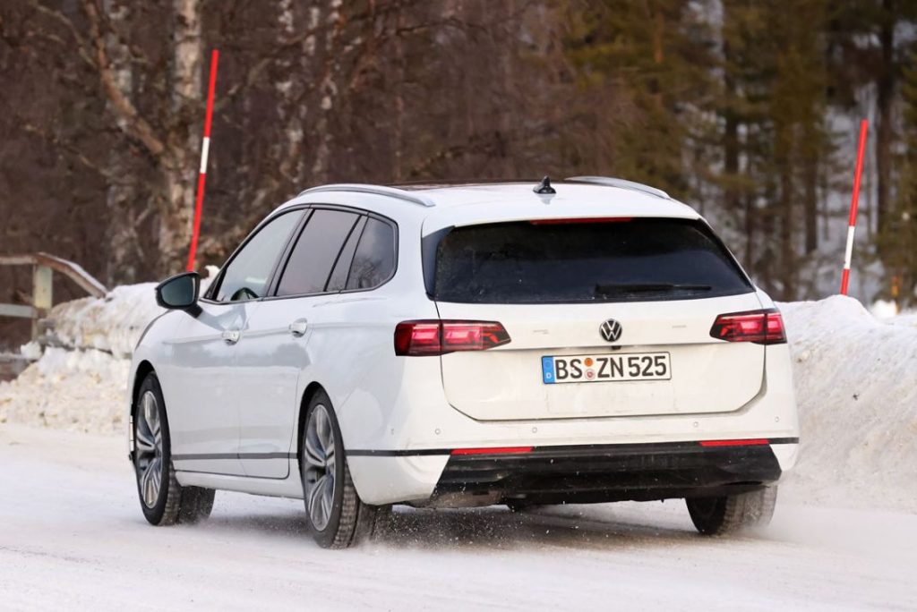 El Volkswagen Passat está a punto 2 Motor16 Volkswagen Passat Variant 8 Motor16