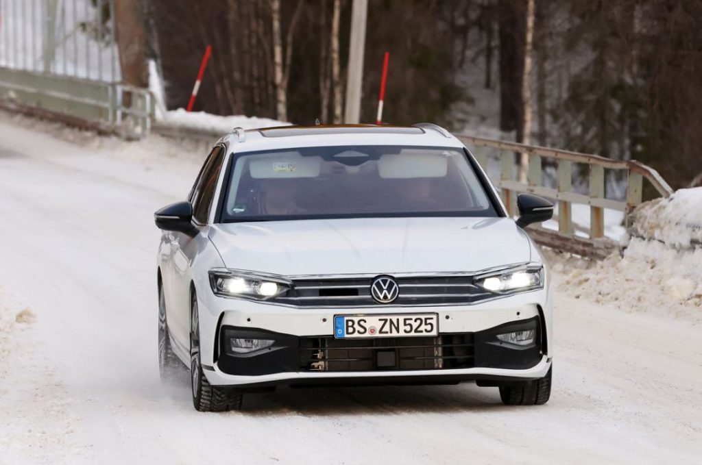 El Volkswagen Passat está a punto 12 Motor16 Volkswagen Passat Variant 9 Motor16